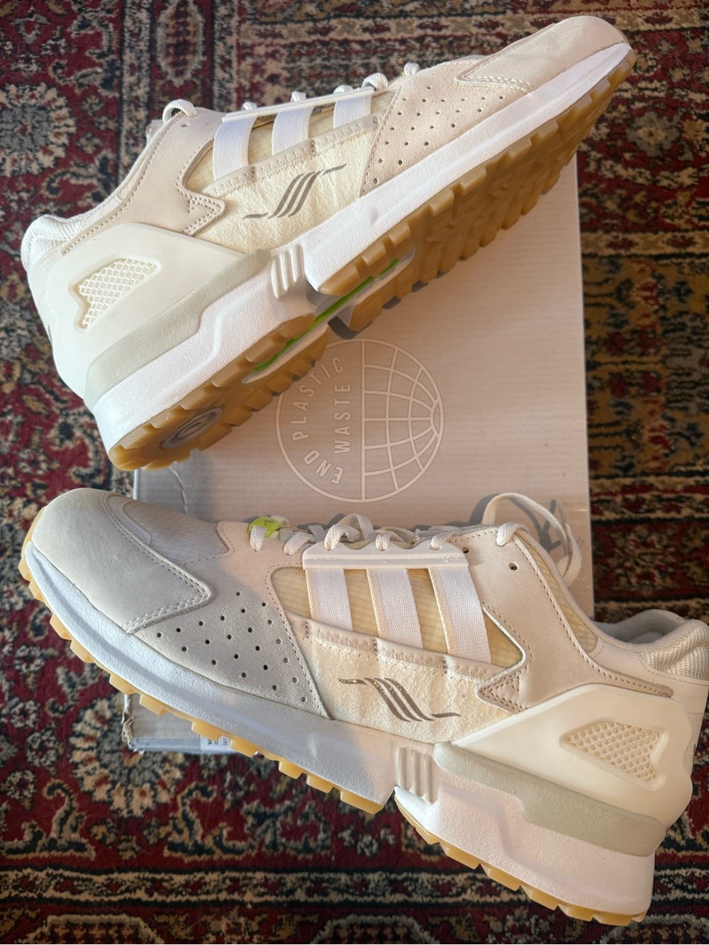 adidas Adistar CS M - Men's Beige and White Athletic Sneakers with Gum Outsole